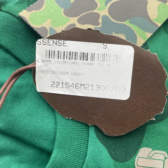 SOLD BAPE Green Camo Shark T-Shirt - Picture 4 of 11